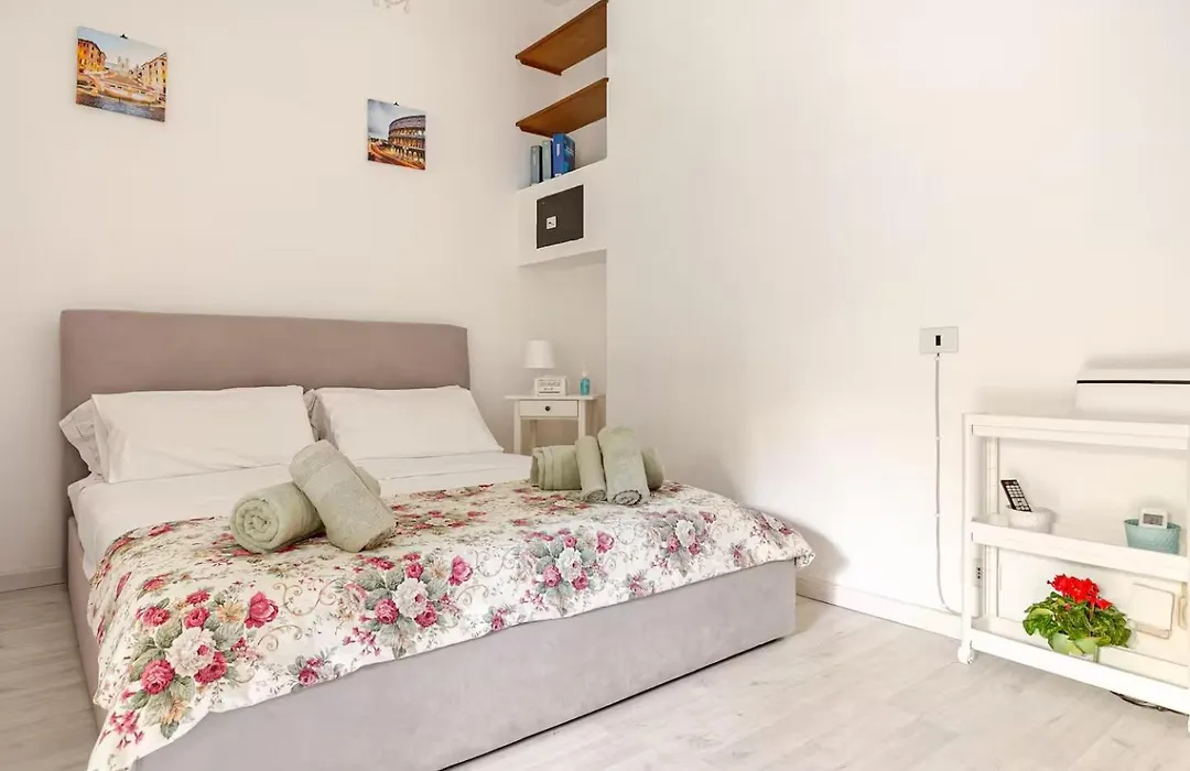 Daisy Home - Tiburtina Loft In Rome Wifi-1